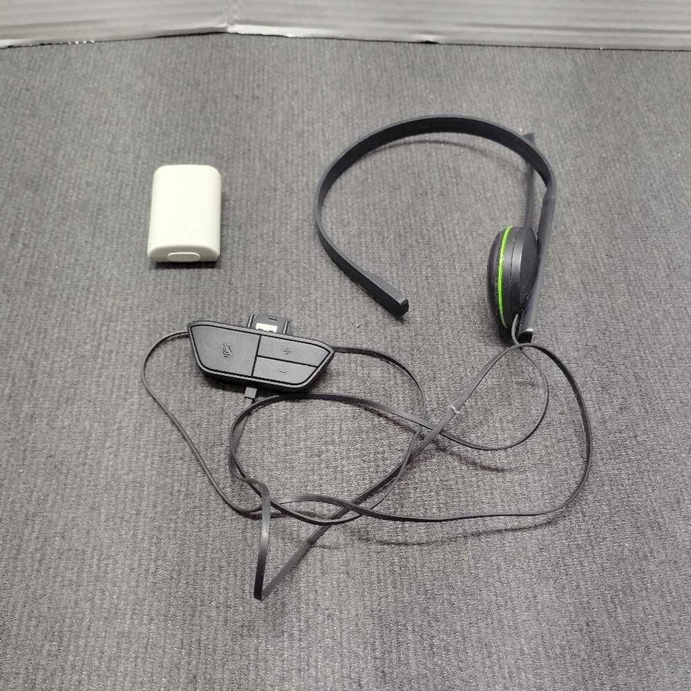 Xbox 360 Wired Headset & Rechargeable Battery Pack OEM Untested